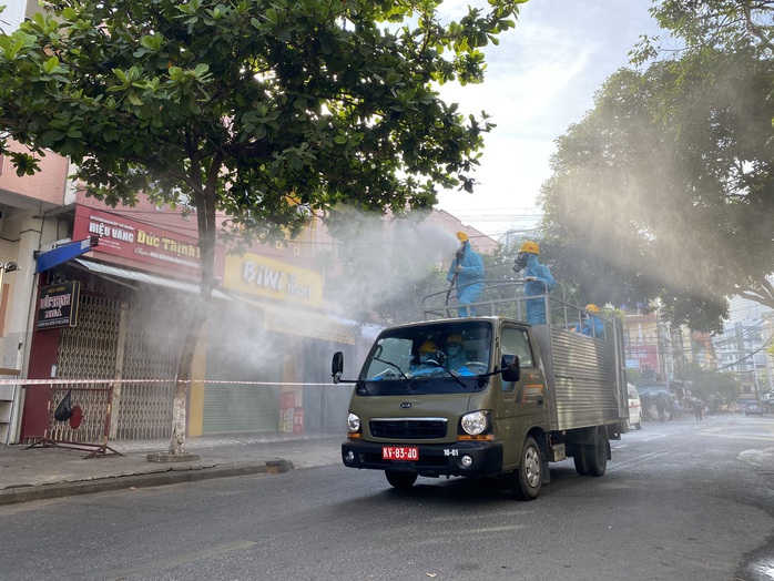 Phong tỏa toàn bộ khu chợ Đống Đa - Đà Nẵng - Ảnh 3.