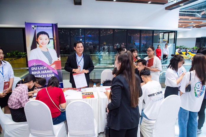 Nova Education Group tuyển nhân sự chuyên môn cao trong lĩnh vực giáo dục đào tạo - Ảnh 2. Nova Education Group tuyển nhân sự chuyên môn cao trong lĩnh vực giáo dục đào tạo - Ảnh 2.