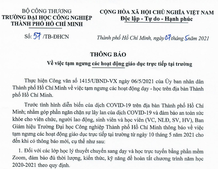 TP HCM: Nhiều trường đại học ra thông báo ngừng học tập trung vì Covid-19 - Ảnh 1.