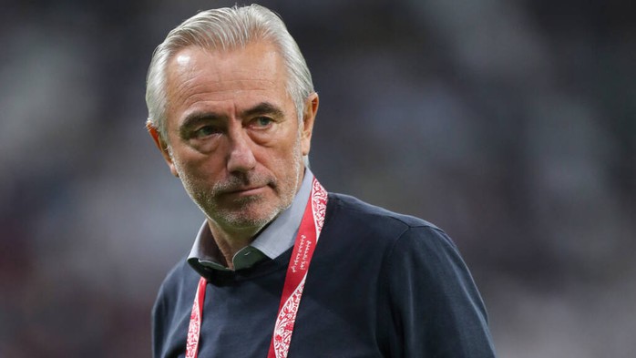 HLV Bert van Marwijk: Thắng Việt Nam là trận hay nhất của UAE - Ảnh 1.