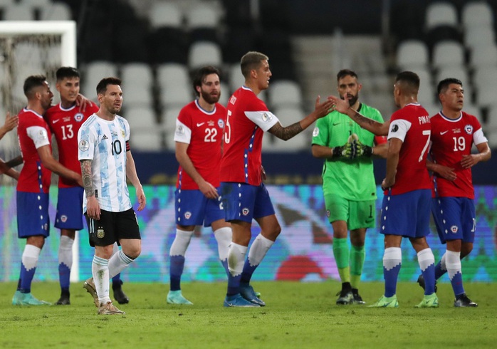 Messi lập siêu phẩm, Argentina chia điểm tiếc nuối với Chile - Ảnh 7.