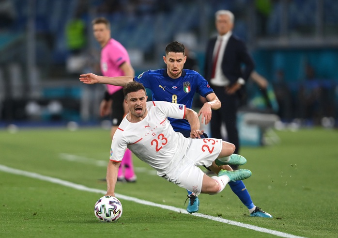Vùi dập Thụy Sĩ 3-0, tuyển Ý lập đại công vòng bảng Euro - Ảnh 1.