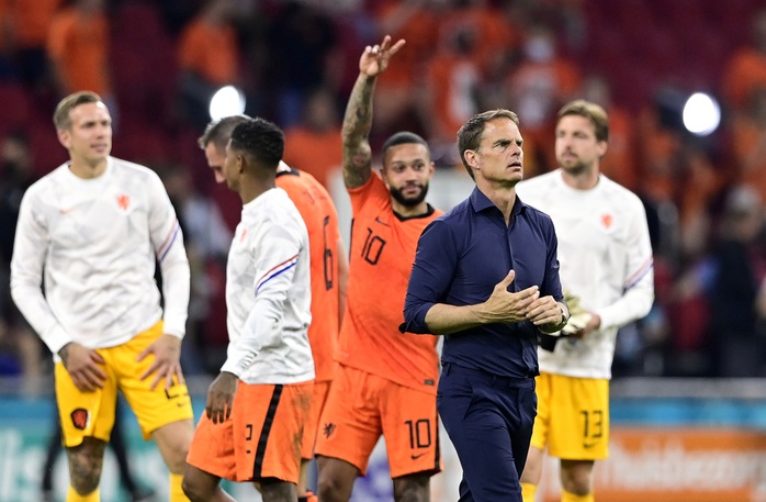 Denzel Dumfries lại lập công, Hà Lan giành vé sớm vòng 1/8 Euro 2020 - Ảnh 8.