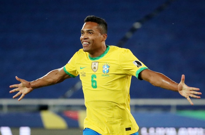 Neymar nhảy samba, Brazil đè bẹp á quân Copa America - Ảnh 2.
