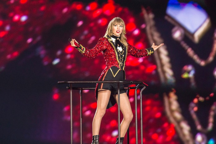 Taylor Swift sẽ thu âm lại siêu phẩm Red - Ảnh 3.