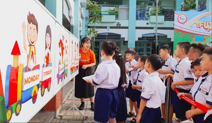 Tổ chức kiểm định hàng đầu thế giới tham gia kiểm định nhiều chương trình phổ thông Việt Nam - Ảnh 1.