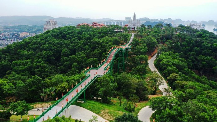 Lạc bước trong không gian thiền tịnh bên vịnh Hạ Long - Ảnh 2. Lạc bước trong không gian thiền tịnh bên vịnh Hạ Long - Ảnh 2.
