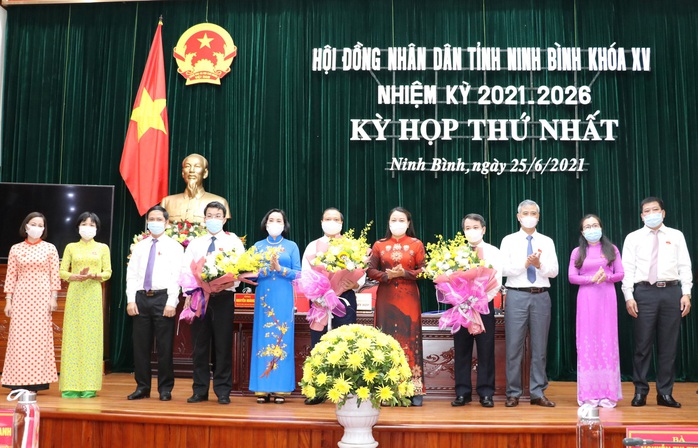 Phó bí thư Thường trực Tỉnh ủy Ninh Bình tái đắc cử Chủ tịch HĐND tỉnh - Ảnh 3.