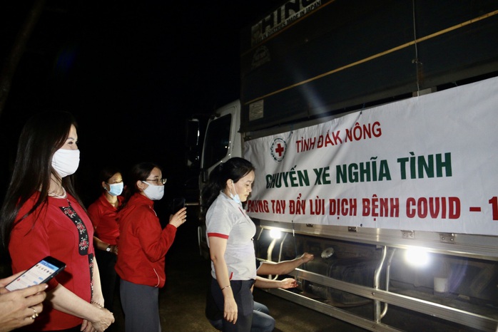 Đắk Nông khởi động chuyến xe nghĩa tình ủng hộ người dân TP HCM - Ảnh 3.