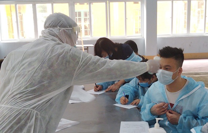 Thí điểm cách ly tập trung 7 ngày với người nhập cảnh ở Quảng Ninh có hộ chiếu vắc-xin - Ảnh 2.