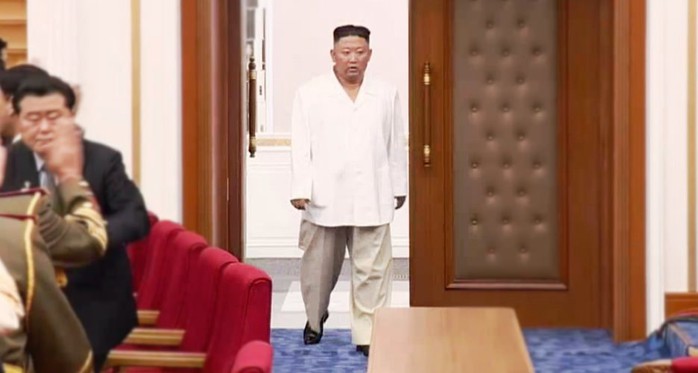 Người dân Triều Tiên lo lắng khi ông Kim Jong-un sụt cân - Ảnh 1.