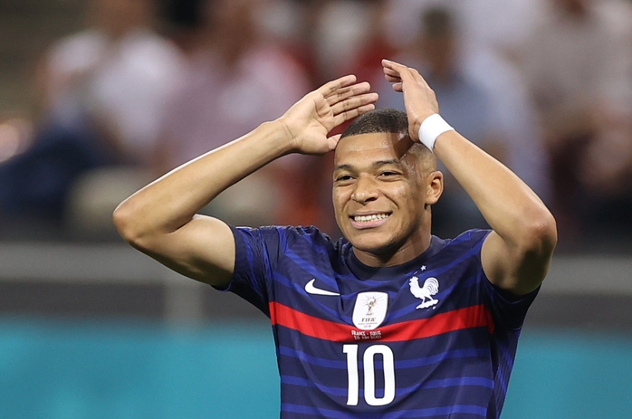 Tuyển Pháp bị loại: Kylian Mbappe không xứng đáng tiếp bước Messi, Ronaldo - Ảnh 6.