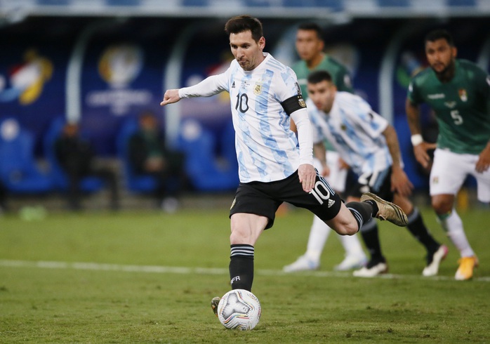 Lionel Messi lập kỷ lục độc nhất vô nhị, Argentina thẳng tiến tứ kết Copa America - Ảnh 2.