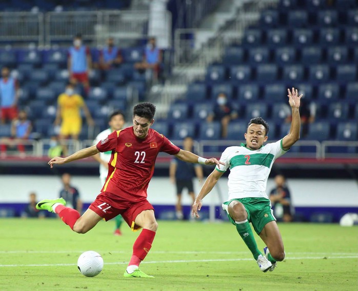 Tuyển Việt Nam đè bẹp Indonesia 4-0, vững ngôi đầu bảng G - Ảnh 2.