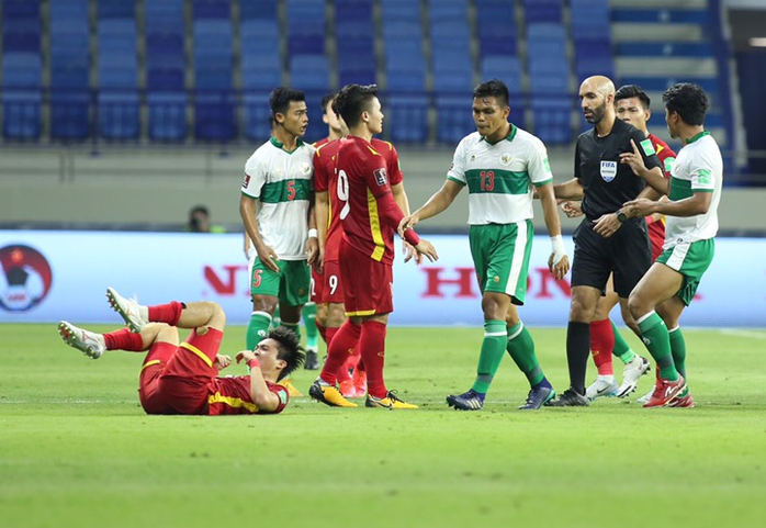 HLV Indonesia đổ thừa trọng tài sau trận thua thảm bại tuyển Việt Nam - Ảnh 2.
