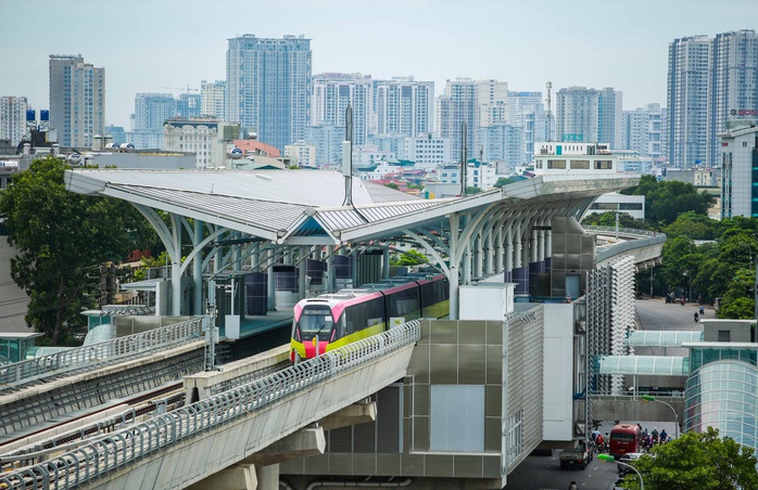 CLIP: Chạy thử nghiệm 8,5 km trên tuyến đường sắt Nhổn - ga Hà Nội - Ảnh 11.