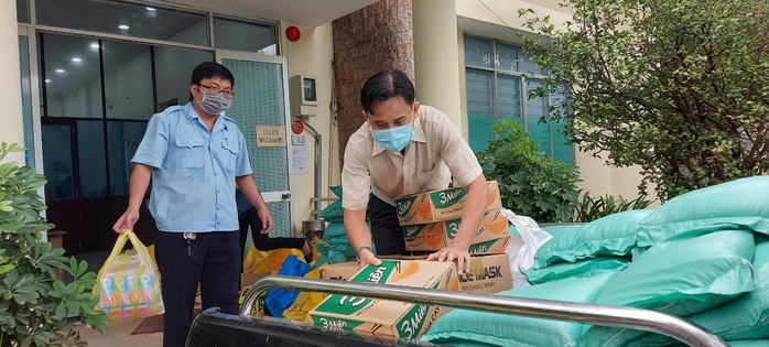 Khó khăn tới đâu, chăm lo tới đó, kể cả khi dịch bệnh Covid-19 kéo dài - Ảnh 4.