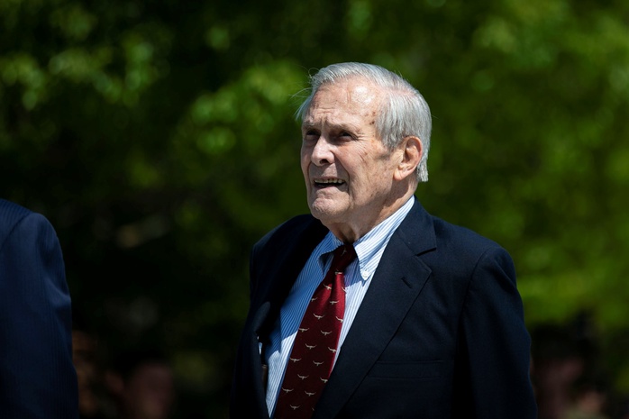 Cựu Bộ trưởng Quốc phòng Mỹ Donald Rumsfeld qua đời - Ảnh 1.