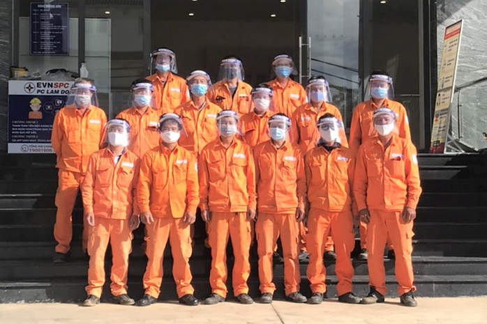 EVNSPC khuyến khích khách hàng sử dụng dịch vụ trực tuyến trong thời gian giãn cách xã hội - Ảnh 5. EVNSPC khuyến khích khách hàng sử dụng dịch vụ trực tuyến trong thời gian giãn cách xã hội - Ảnh 5.