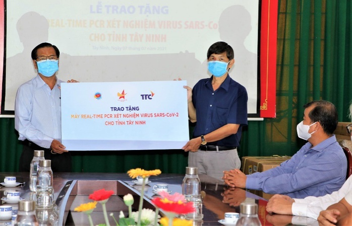 Tập đoàn TTC và DHA chung tay phòng, chống đại dịch Covid-19 - Ảnh 1. Tập đoàn TTC và DHA chung tay phòng, chống đại dịch Covid-19 - Ảnh 1.
