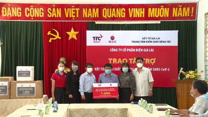 Tập đoàn TTC và DHA chung tay phòng, chống đại dịch Covid-19 - Ảnh 4. Tập đoàn TTC và DHA chung tay phòng, chống đại dịch Covid-19 - Ảnh 4.