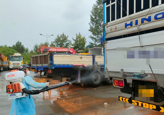 Lâm Đồng: Phụ xe tải mắc Covid-19, Sở Y tế hỏa tốc truy vết 3 huyện dọc Quốc lộ 20 - Ảnh 2.