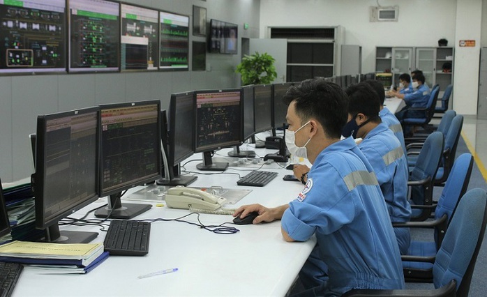 EVNGENCO 3 vượt khó trong mùa dịch, bảo đảm sản xuất điện 6 tháng đầu năm - Ảnh 1. EVNGENCO 3 vượt khó trong mùa dịch, bảo đảm sản xuất điện 6 tháng đầu năm - Ảnh 1.
