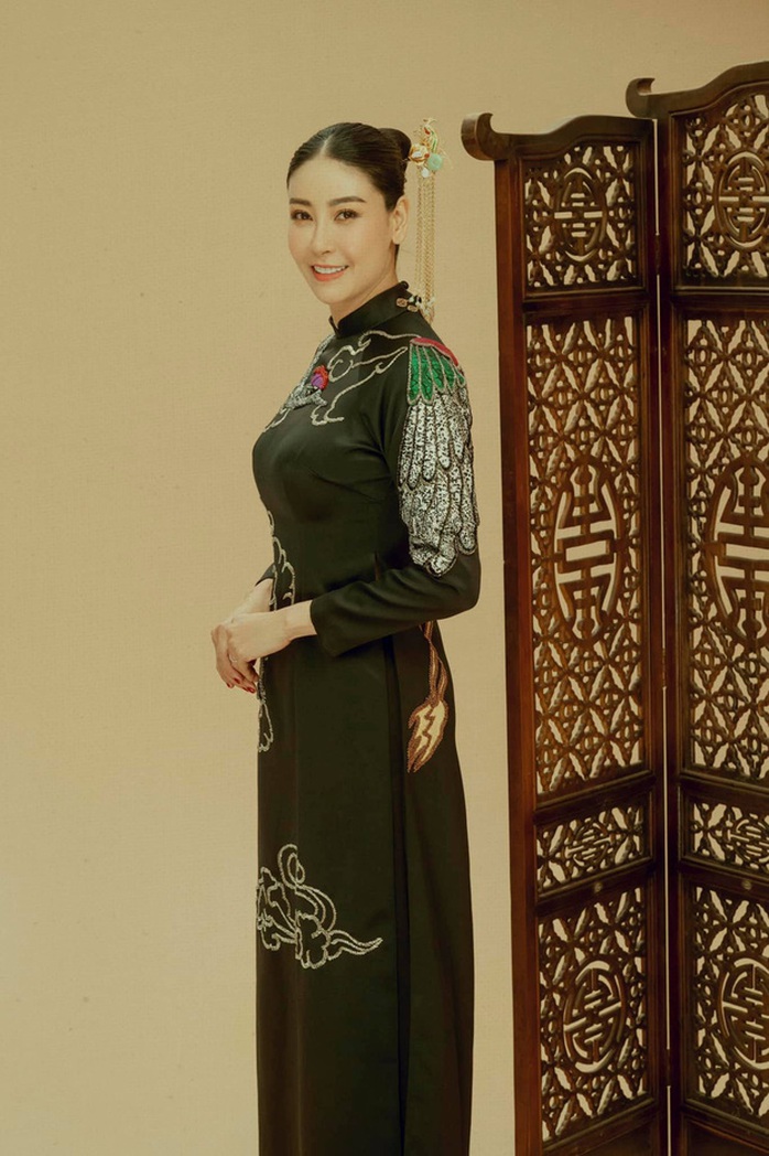Hoa hậu Hà Kiều Anh xin lỗi về chuyện công chúa đời thứ 7 triều Nguyễn - Ảnh 1.