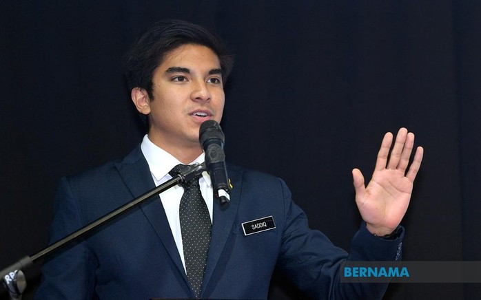 Cựu bộ trưởng trẻ nhất Malaysia bị buộc tội tham nhũng - Ảnh 1.
