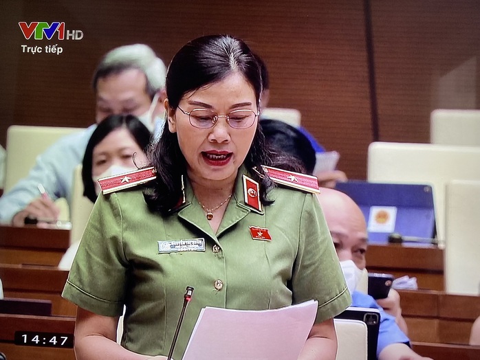 Thiếu tướng Nguyễn Thị Xuân: Cán bộ sợ trách nhiệm khi mua sắm vật tư chống dịch Covid-19 - Ảnh 1.