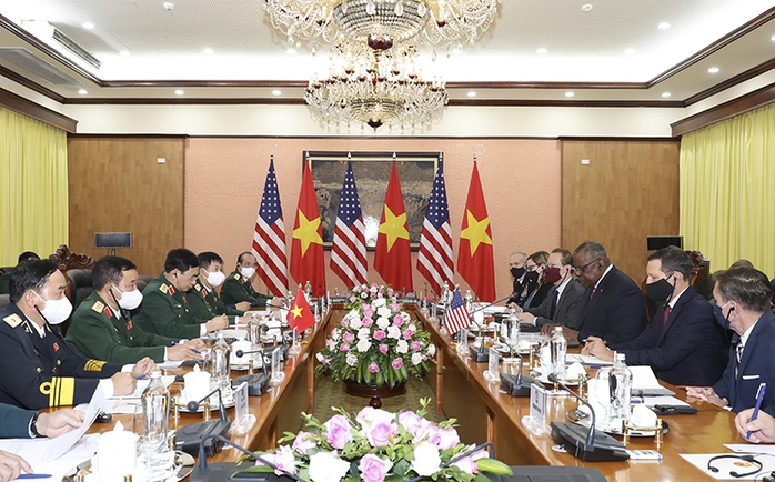 Hai bộ trưởng quốc phòng Việt Nam - Mỹ hội đàm - Ảnh 4.