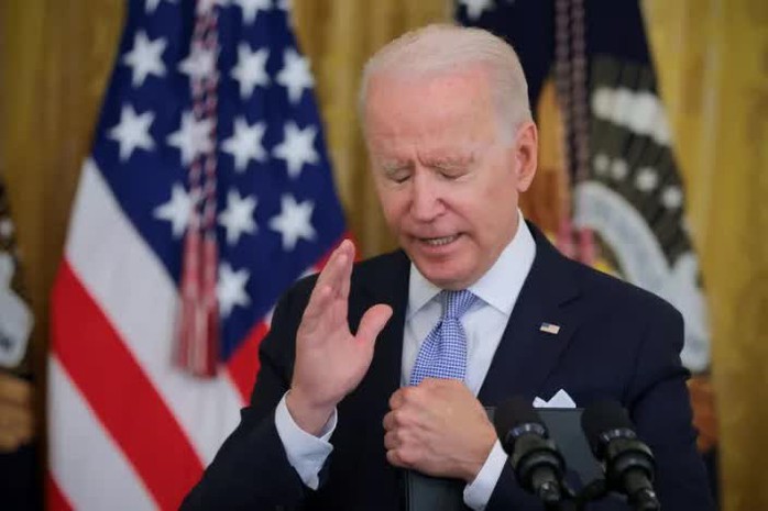 Tổng thống Biden mạnh tay với nhóm ngại vắc-xin Covid-19 - Ảnh 1.