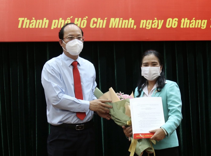 Bà Nguyễn Thị Thu Hoài giữ chức Phó Bí thư Thường trực Quận ủy quận Gò Vấp - Ảnh 1.