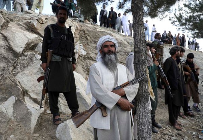 Taliban đánh lớn ở Afghanistan - Ảnh 1.