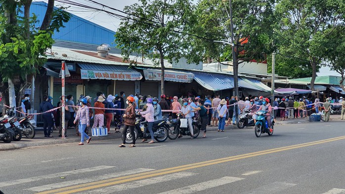 NÓNG: Đóng cửa chợ lớn nhất TP Vũng Tàu - Ảnh 2.