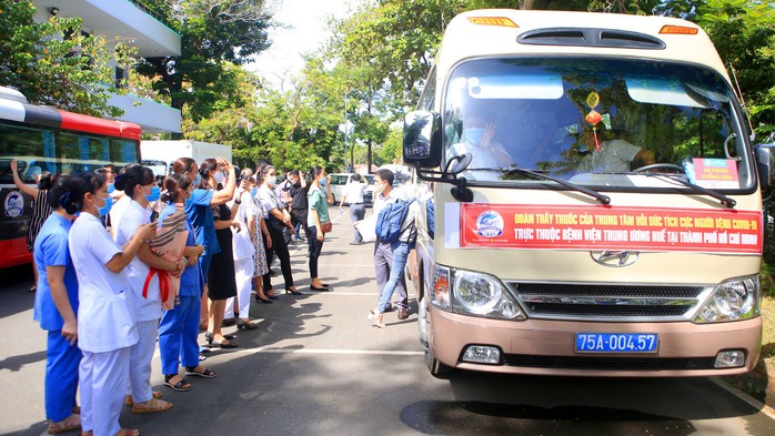 Mang hết sức mình để cùng TP HCM đẩy lùi dịch bệnh - Ảnh 1.