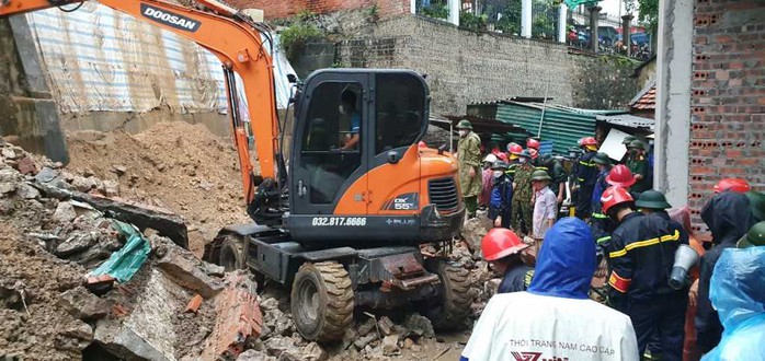 Quảng Ninh: Sạt lở kè, 4 người trong 1 gia đình thương vong - Ảnh 2.