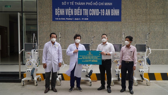TP HCM tặng trang thiết bị chống dịch cho Trung tâm cấp cứu 115 và Bệnh viện An Bình - Ảnh 2.