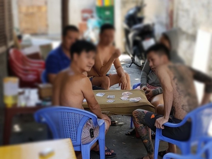 Đà Nẵng: 7 người bị đề xuất phạt 105 triệu đồng vì ăn nhậu trong giãn cách - Ảnh 2.