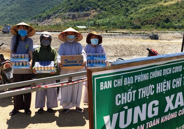 Sanvinest Khánh Hòa: Nối dài hoạt động hỗ trợ đồng bào khó khăn vì Covid-19 - Ảnh 1. Sanvinest Khánh Hòa: Nối dài hoạt động hỗ trợ đồng bào khó khăn vì Covid-19 - Ảnh 1.