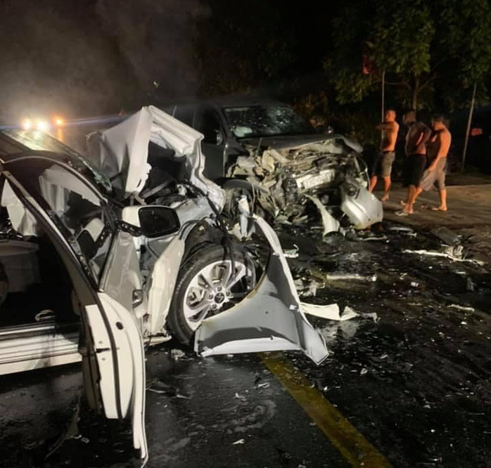 Vụ tai nạn 3 người thương vong: Xe ôtô do Chánh văn phòng huyện ủy điều khiển lấn làn - Ảnh 1.