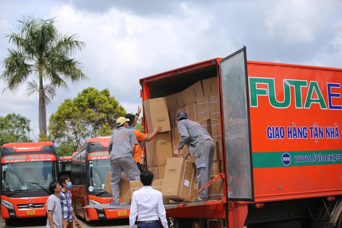 Phương Trang hỗ trợ tỉnh Bình Dương chống dịch, cứu người - Ảnh 4. Phương Trang hỗ trợ tỉnh Bình Dương chống dịch, cứu người - Ảnh 4.