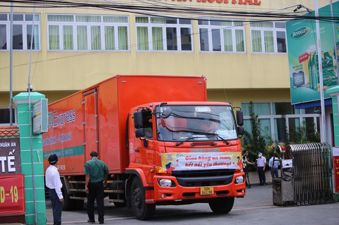 Phương Trang hỗ trợ tỉnh Bình Dương chống dịch, cứu người - Ảnh 3. Phương Trang hỗ trợ tỉnh Bình Dương chống dịch, cứu người - Ảnh 3.