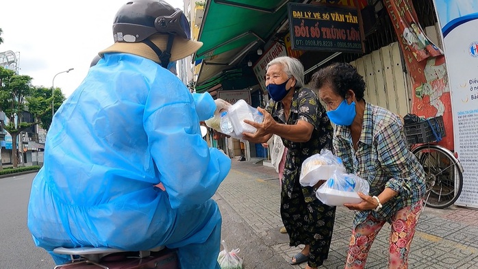 Chăm lo chu đáo, tận tình - Ảnh 1.