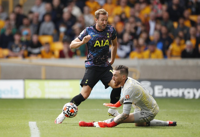 Hợp đồng 150 triệu bảng hóa bom xịt, Harry Kane không rời Tottenham - Ảnh 1.