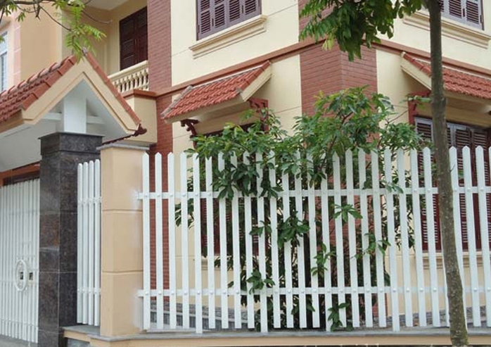 5 mẫu hàng rào sắt đẹp, đơn giản - Ảnh 3. 5 mẫu hàng rào sắt đẹp, đơn giản - Ảnh 3.
