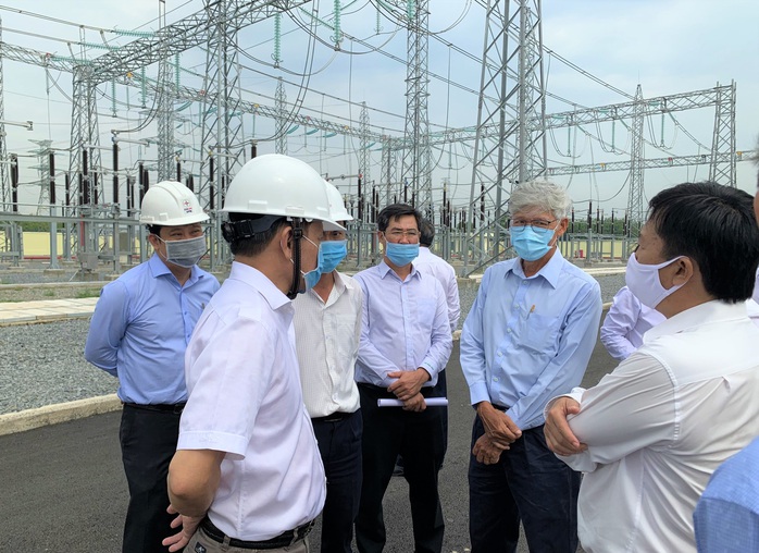 EVNSPC: Đầu tư, phân phối điện bị ảnh hưởng bởi dịch Covid-19 - Ảnh 1. EVNSPC: Đầu tư, phân phối điện bị ảnh hưởng bởi dịch Covid-19 - Ảnh 1.