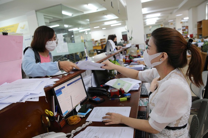 Chế độ nâng bậc lương thường xuyên và nâng bậc lương trước thời hạn mới nhất - Ảnh 2.