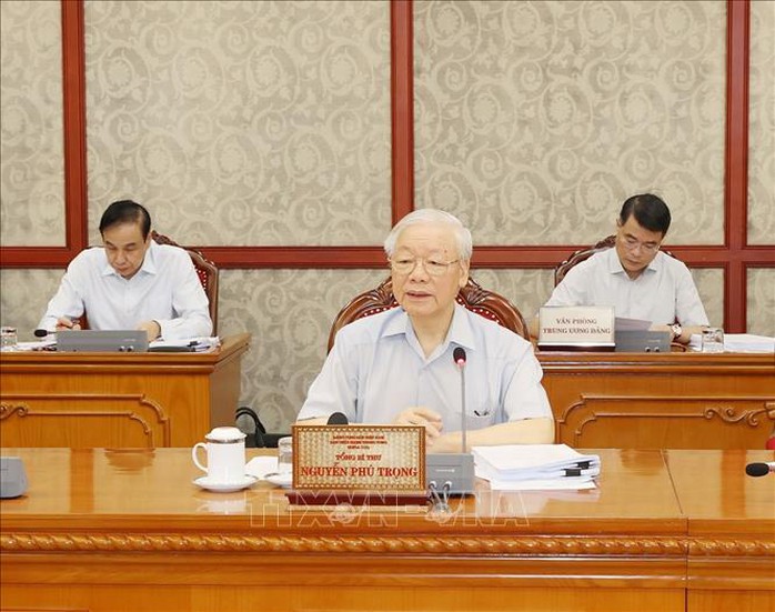 Những hình ảnh Tổng Bí thư Nguyễn Phú Trọng chủ trì họp Bộ Chính trị - Ảnh 1.