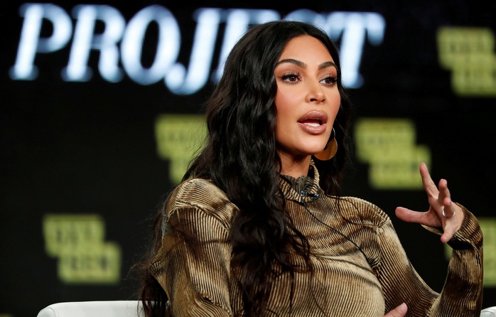 Người đẹp Kim Kardashian bị hàng xóm khởi kiện - Ảnh 3.